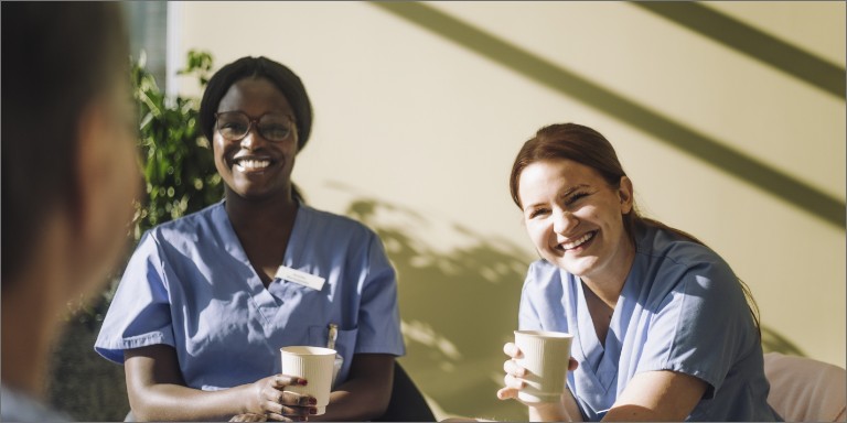 kvinder_hospital_personale_content-header_768x384