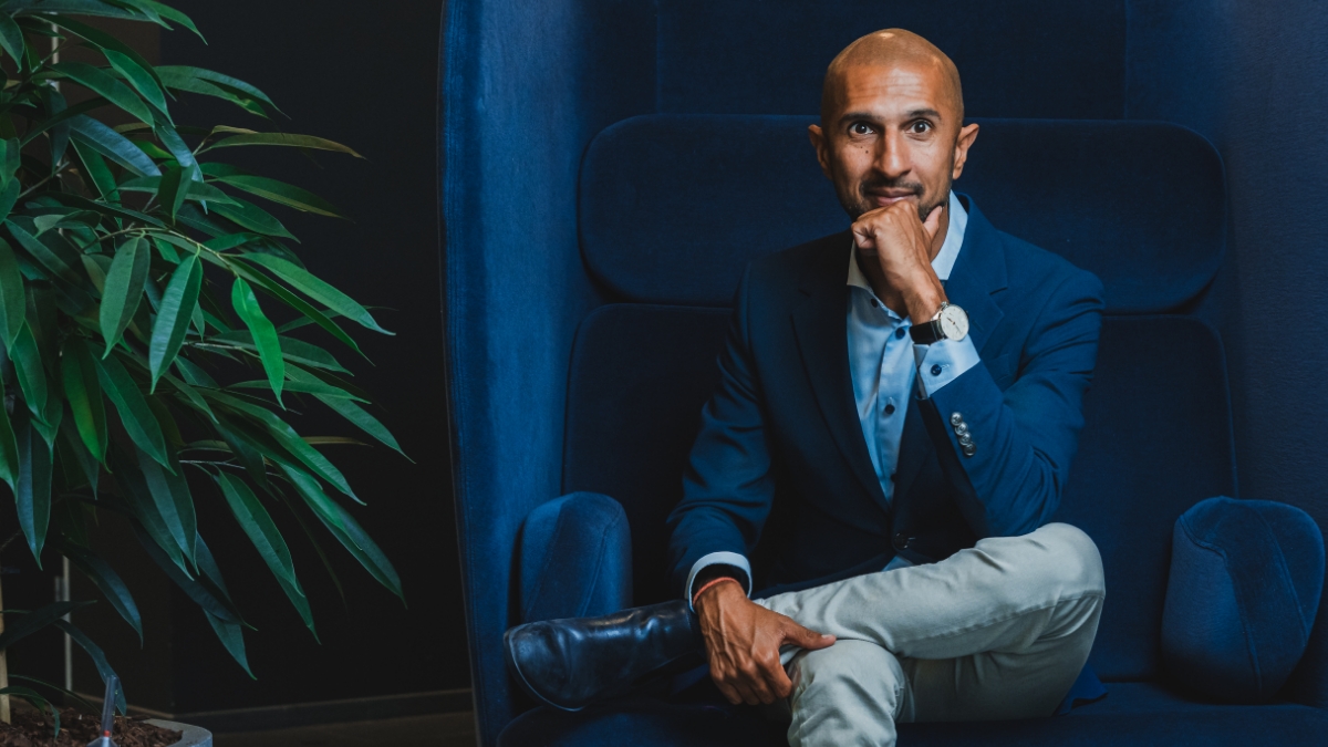 Header-til-portraetside_1200x675_Sumit