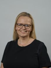 JannieSchacht_person-card_174x232