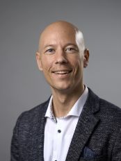 DarijeArnautorvec_person-card_174x232