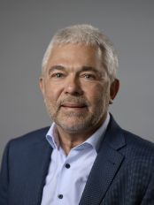 GertLundStorgaard_person-card_174x232