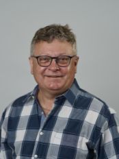 SoerenWollesen_person-card_174x232