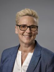 BritOlesen_person-card_174x232