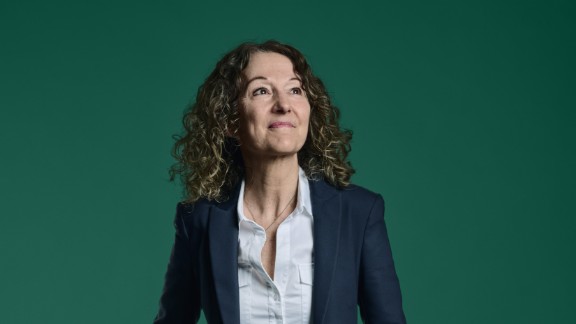 EdelMikkelsen_article-card_576x324