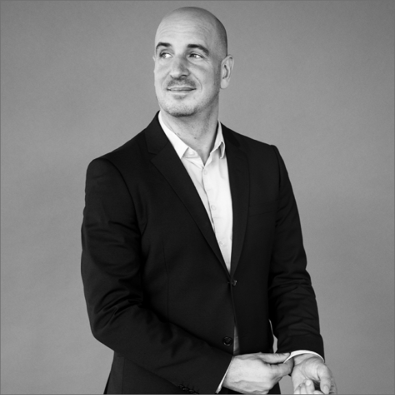 Henrik-Engkjaer_576x576