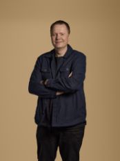 Mrk_jesper_meldgaard_stende_person-card_174x232