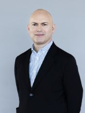 Kim_melander_person-card_174x232