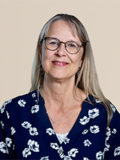 PiaBoyeDamm_person-card_174x232