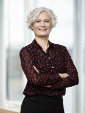 Signe_toennesen_person-card_174x232