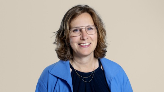 SineHalberg_article-card_576x324