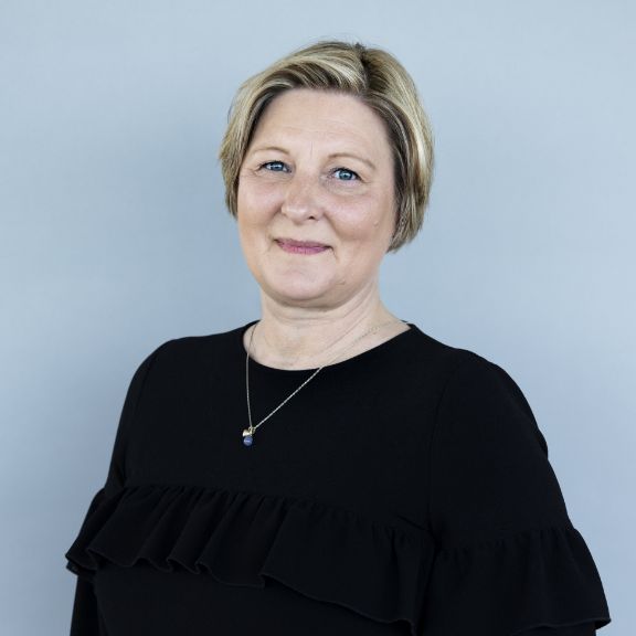 Tina_Kongsoe_bio-header_576x576