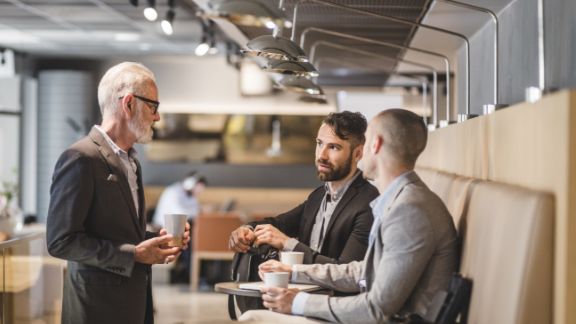 Mnd_snakker_cafe_article-card_576x324