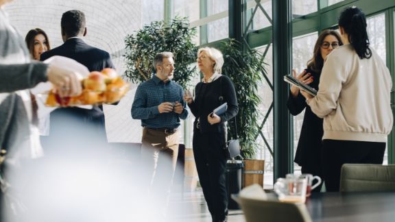 Folk_netvker_02_text-image-50_50_576x324