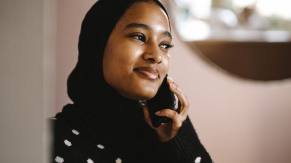 Kvinde_med_trklde_2_feature_576x324