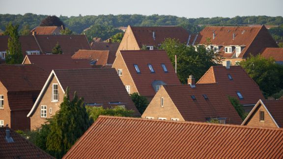 Huse_med_rdt_tag_article-card_576x324