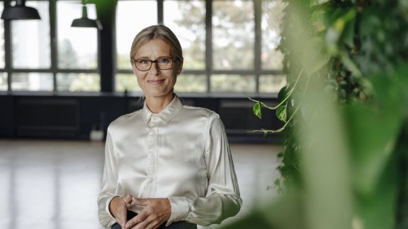 Kvinde_smiler_article-card_576x324